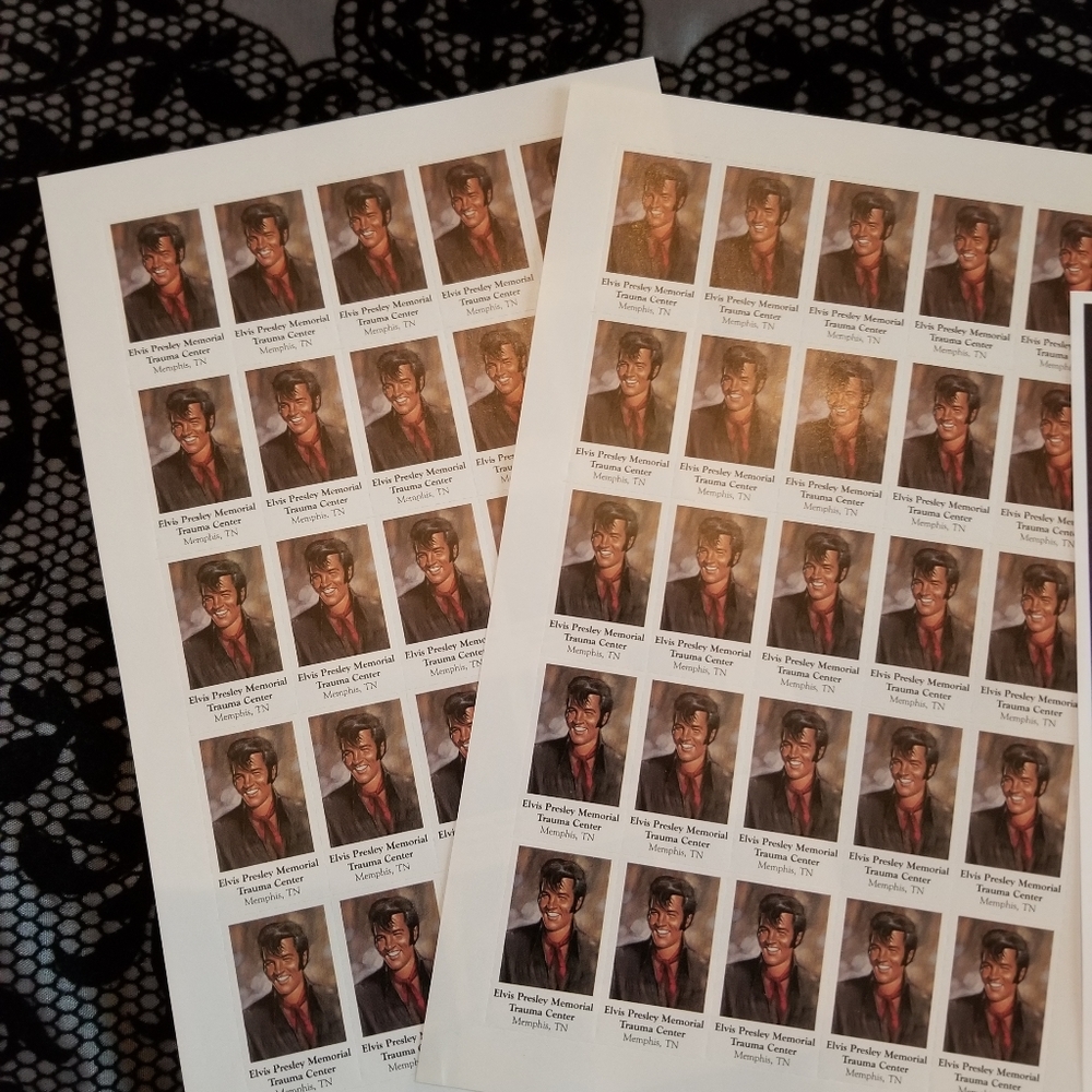 Elvis Presley Stamps - Picture 2 of 8
